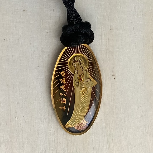 New vintage Quan Yin / Kwan Yin pendant necklace - Picture 4 of 13